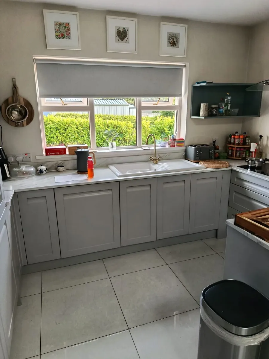 Fitted kitchen - Image 2