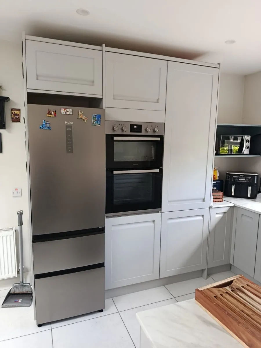 Fitted kitchen - Image 3