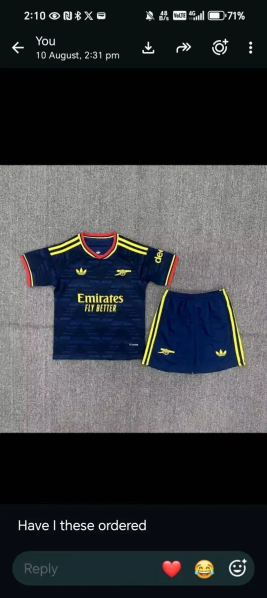 Arsenal football jersey - Image 3