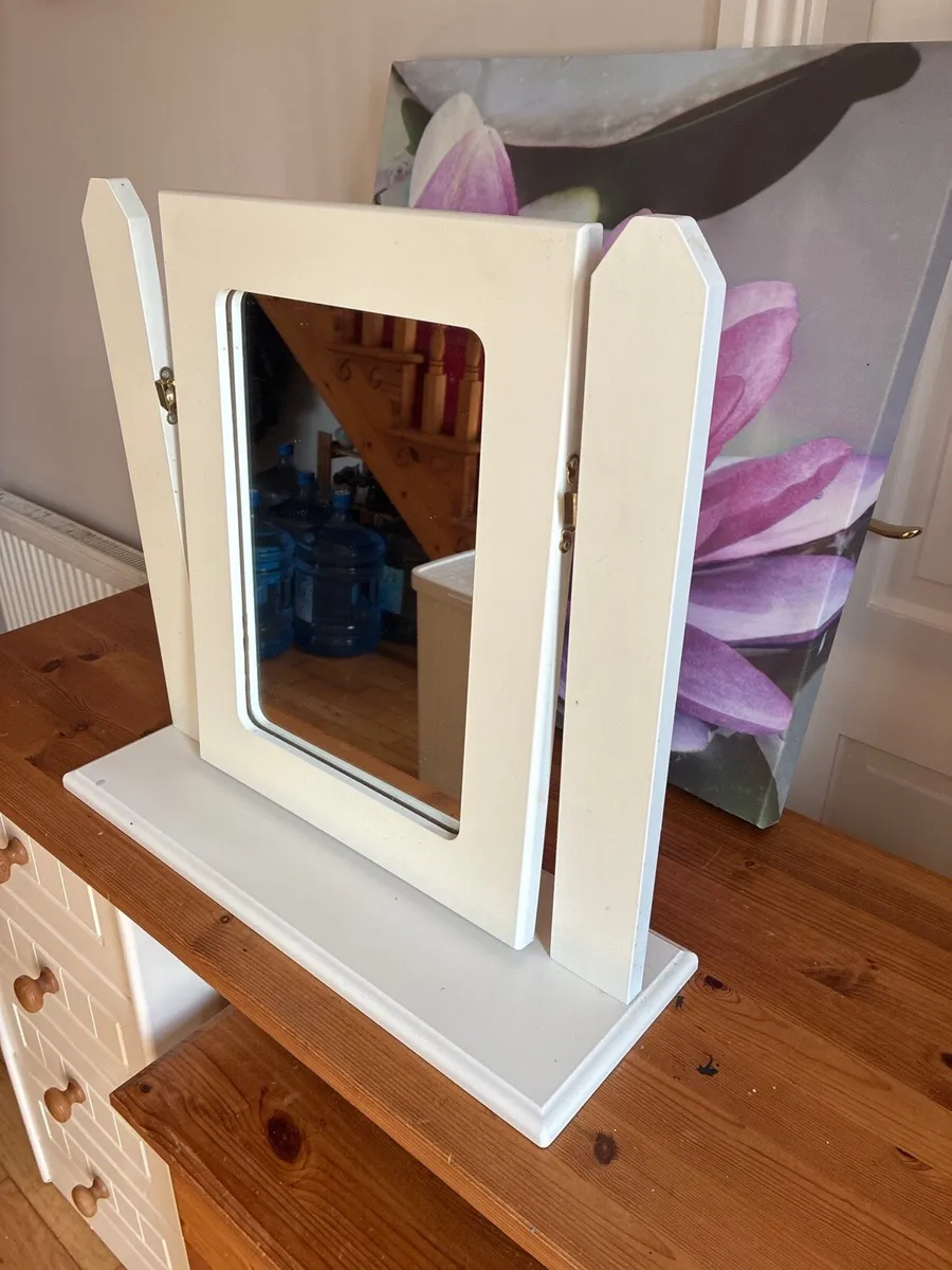 Bedroom mirror - Image 2