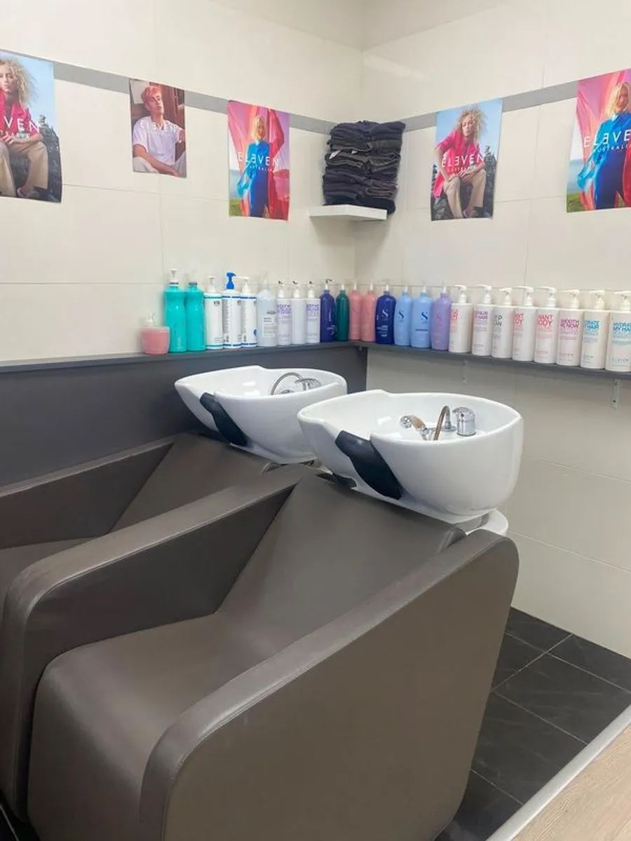 Salon Chair to Rent Dublin 18 - Image 3