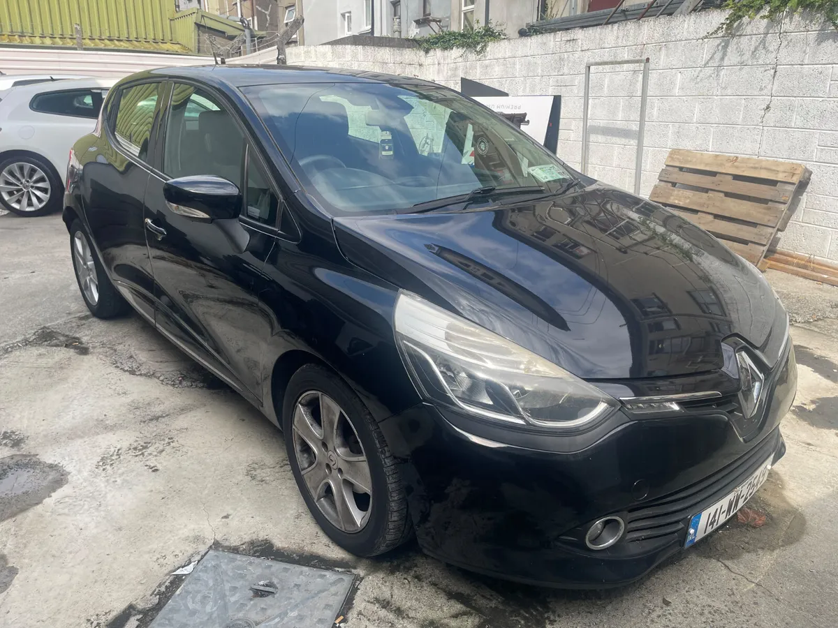 Renault Clio trade in - Image 3
