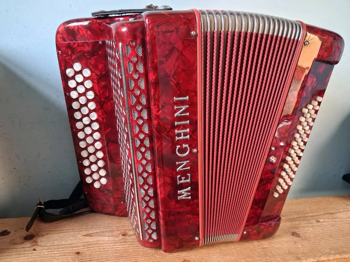 3 row accordion - Image 1