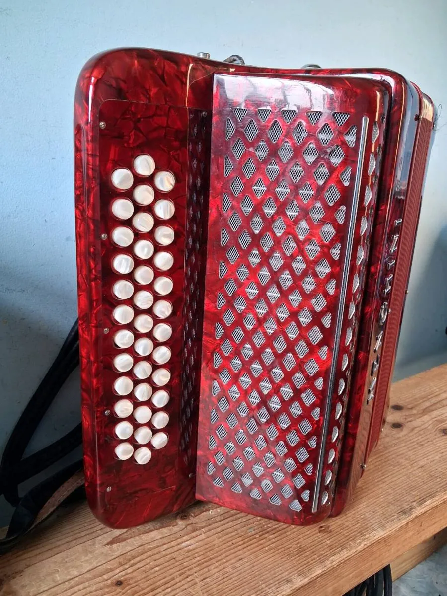 3 row accordion - Image 2