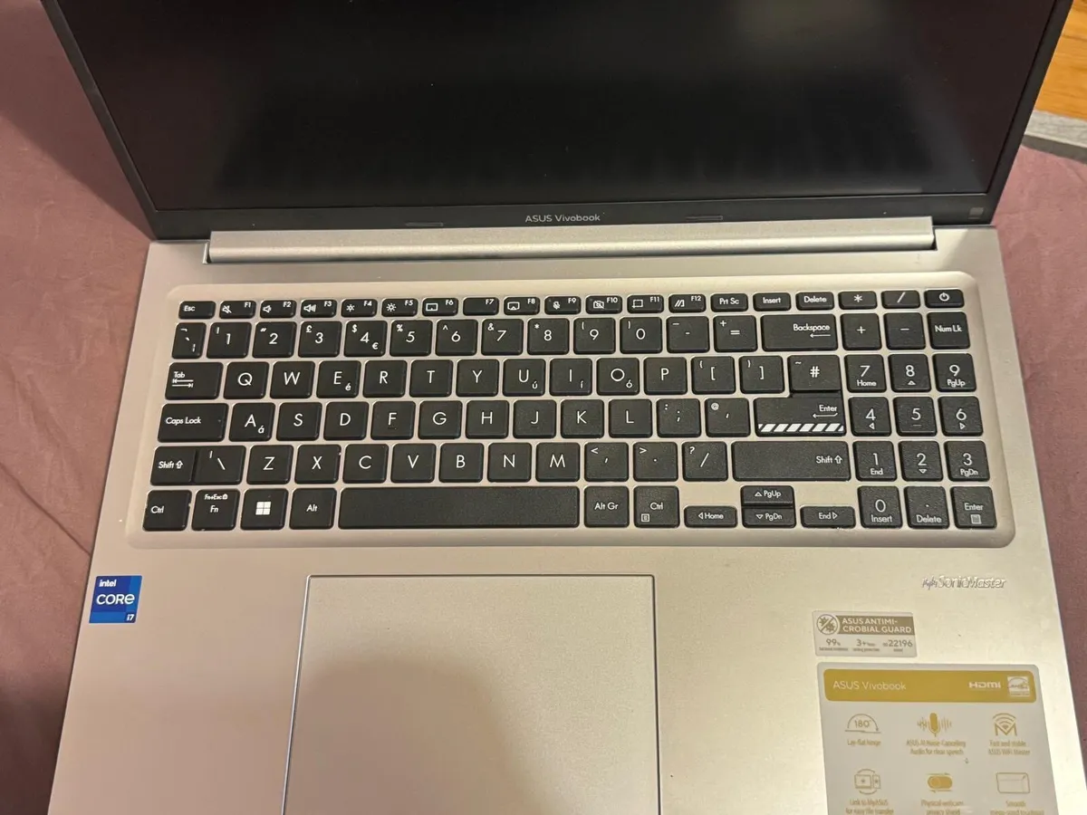 Laptop - Image 2