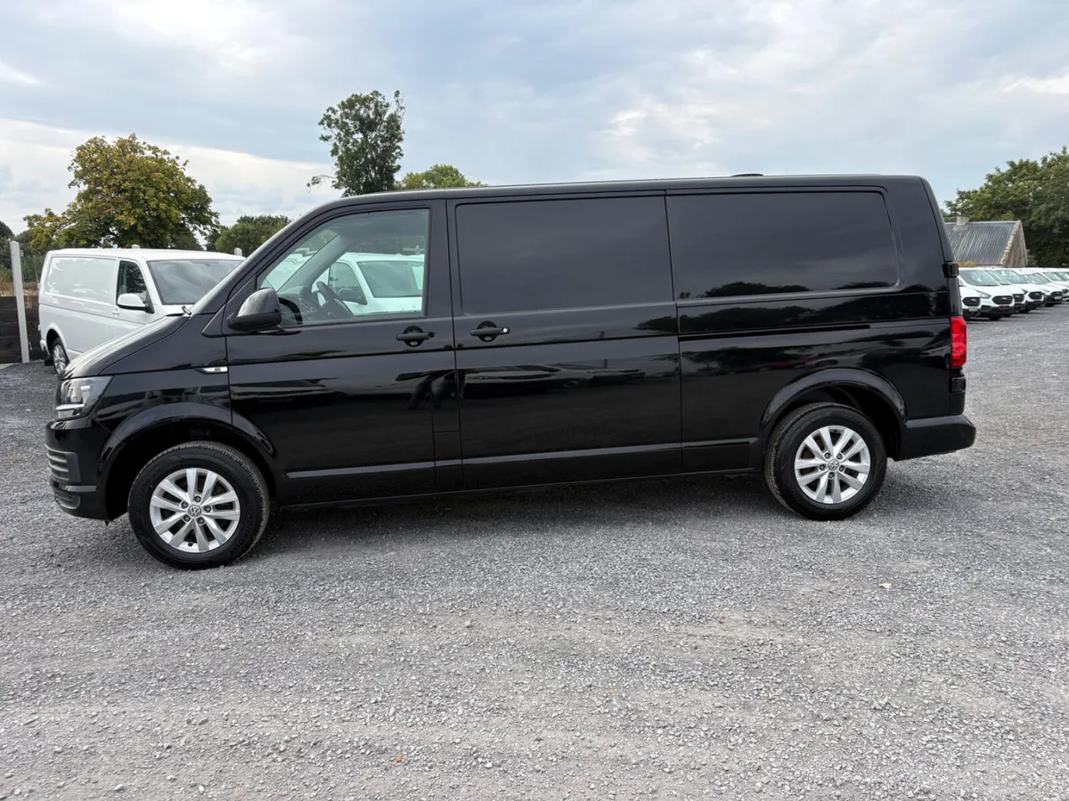 Volkswagen Transporter - Image 1