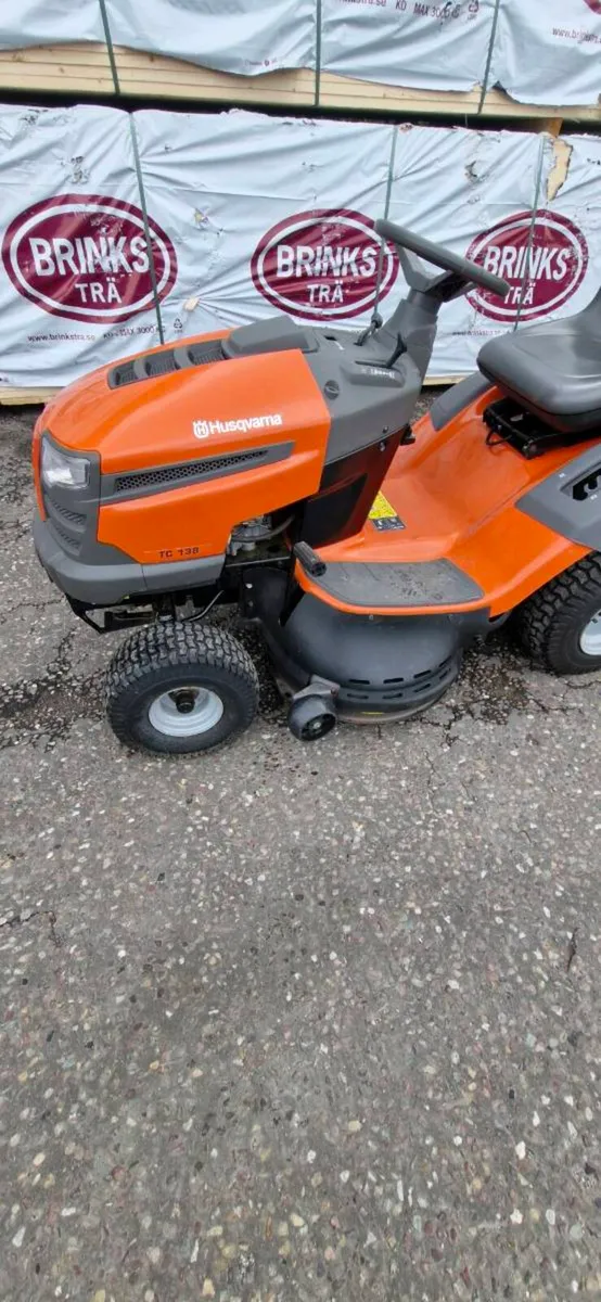 Husqvarna TC138 RIDEN MOWER - Image 1