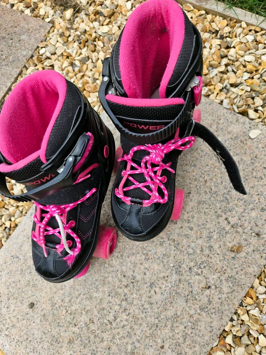 Roller Skates & Heelys - Image 4
