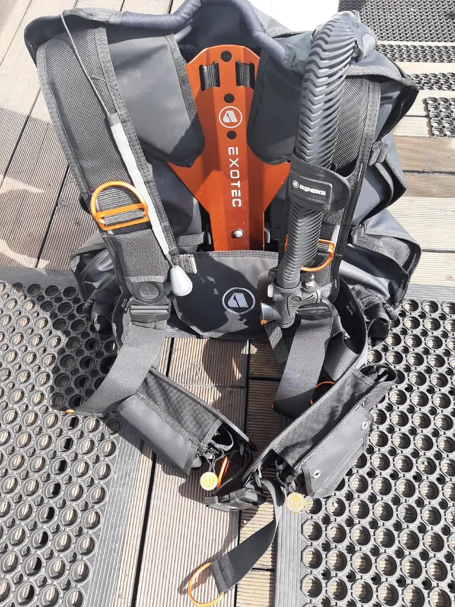 Scuba Diving Gear - Image 2