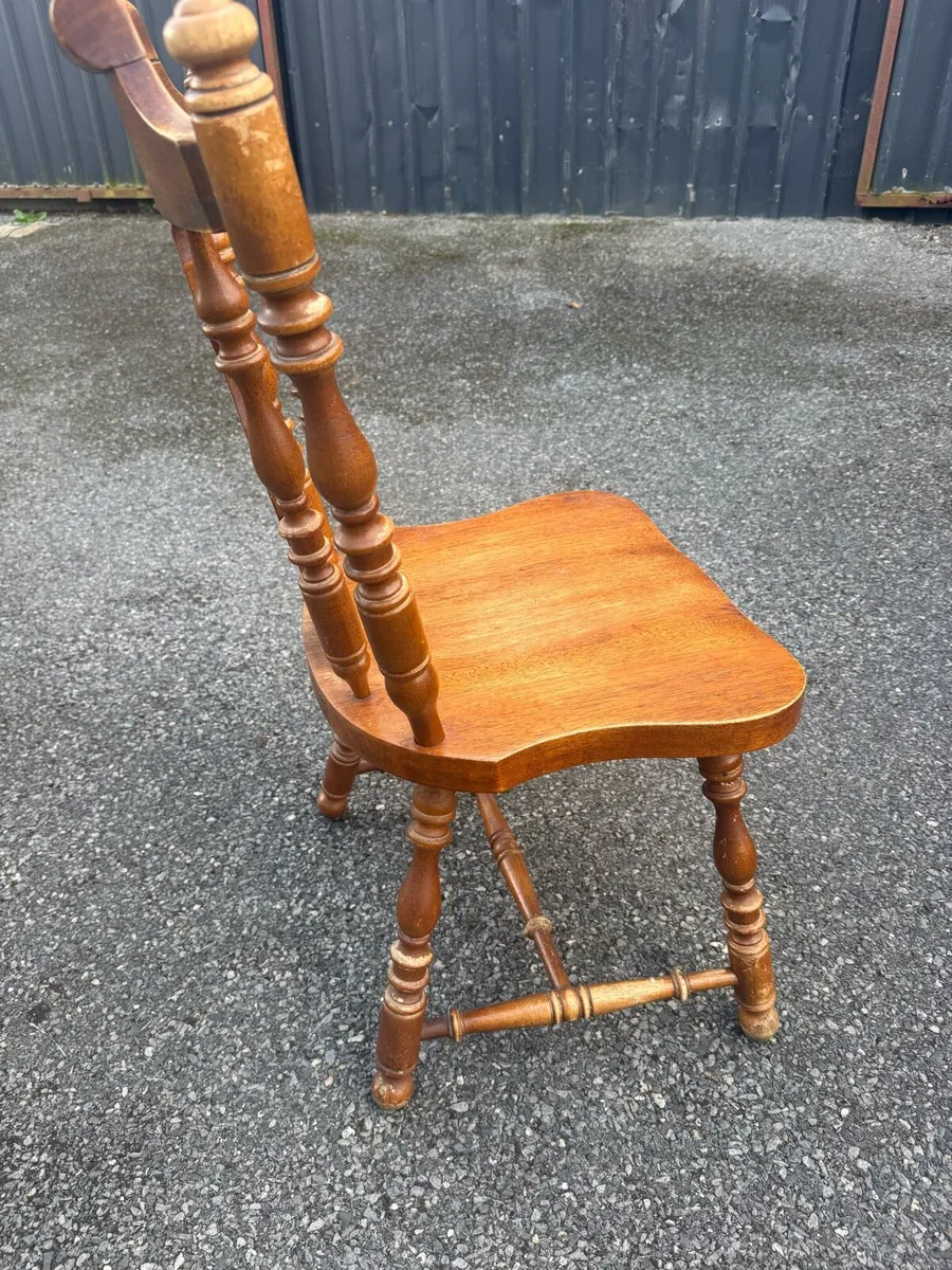 Kitchen table chairs - Image 3