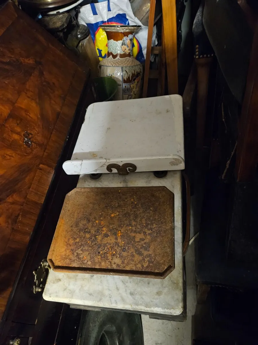 Vintage Antique Shop Weighing Scales - Image 4