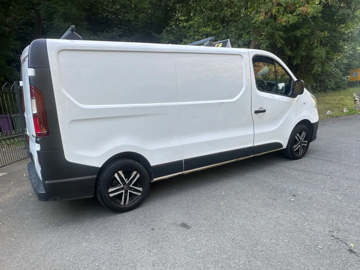 Renault Trafic 2015 DOE & TAX - Image 2