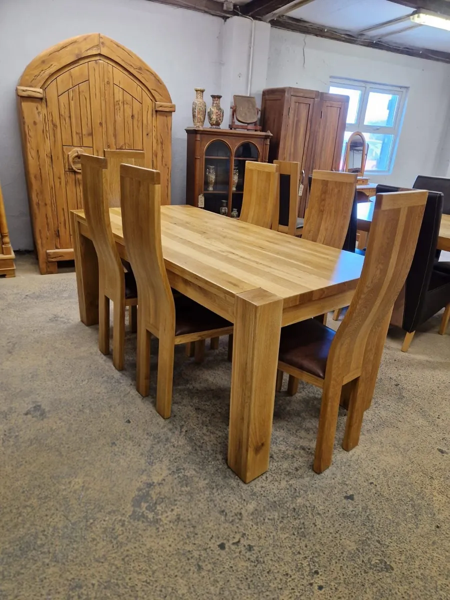 6ft×3ft oak table, 6 oak chairs - Image 1