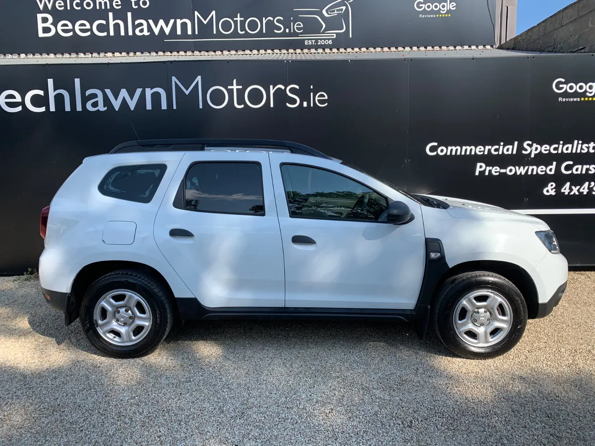 DACIA DUSTER 1.5 DCI 115 BHP ESENTIAL BLUE - Image 2