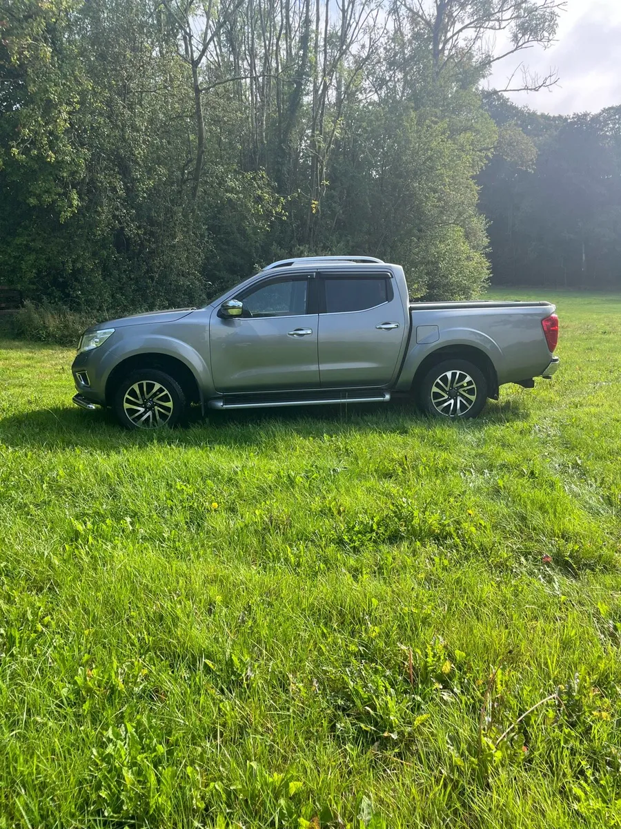 2017 Nissan Navara - Image 3
