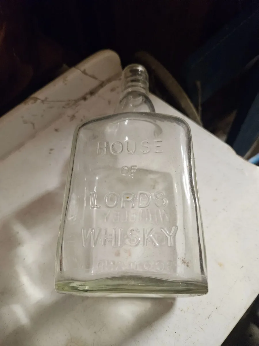 House of Lord Scotch Whisky Bottle - Image 1