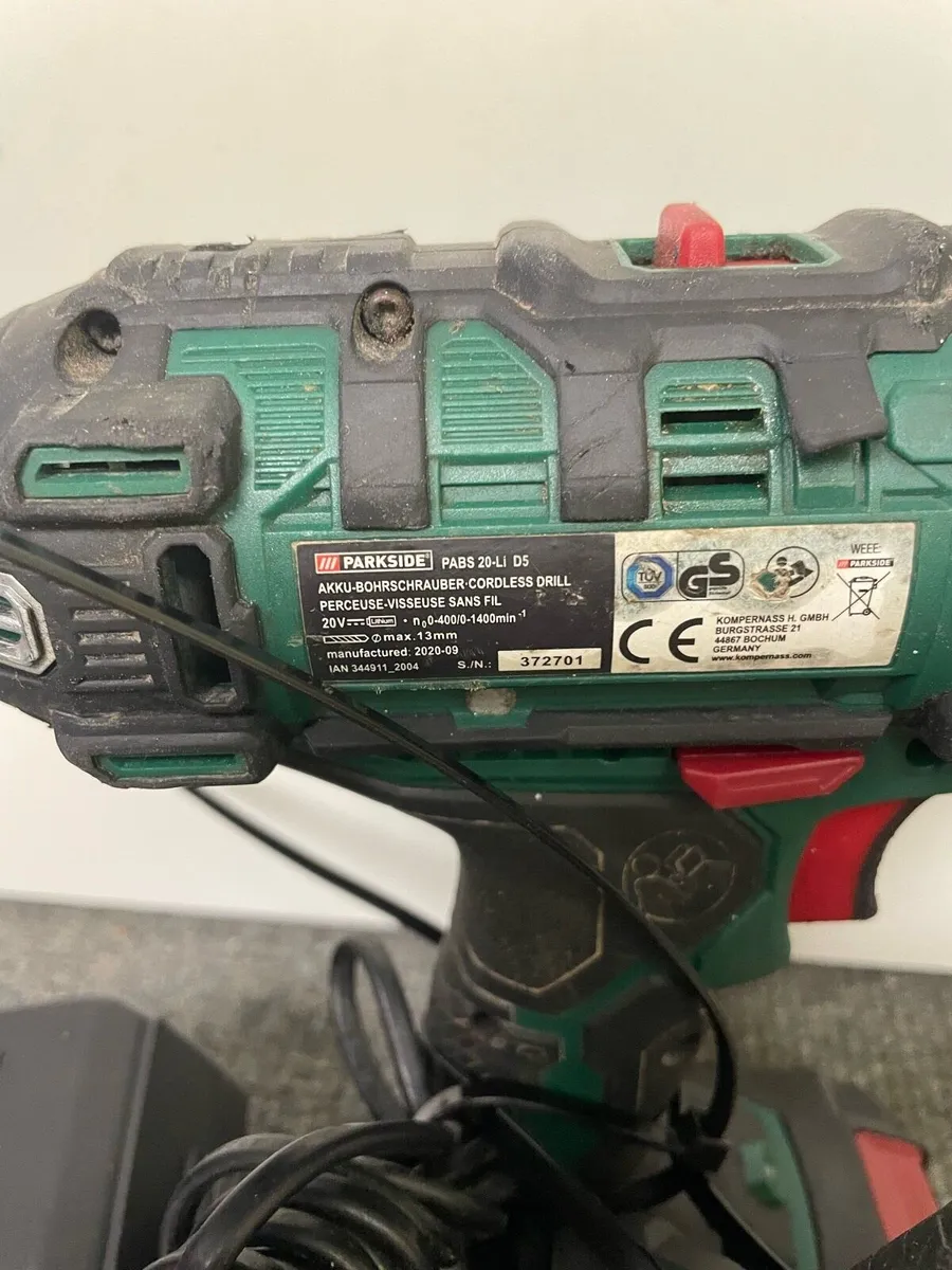 Parkside Cordless Twin Drill & Screwdriver Set - Image 3