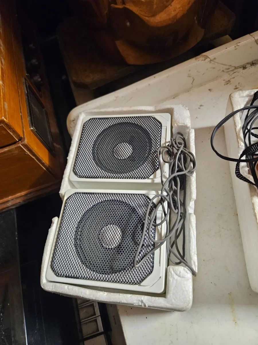 Vintage Home Mini Hi Fi - Image 2