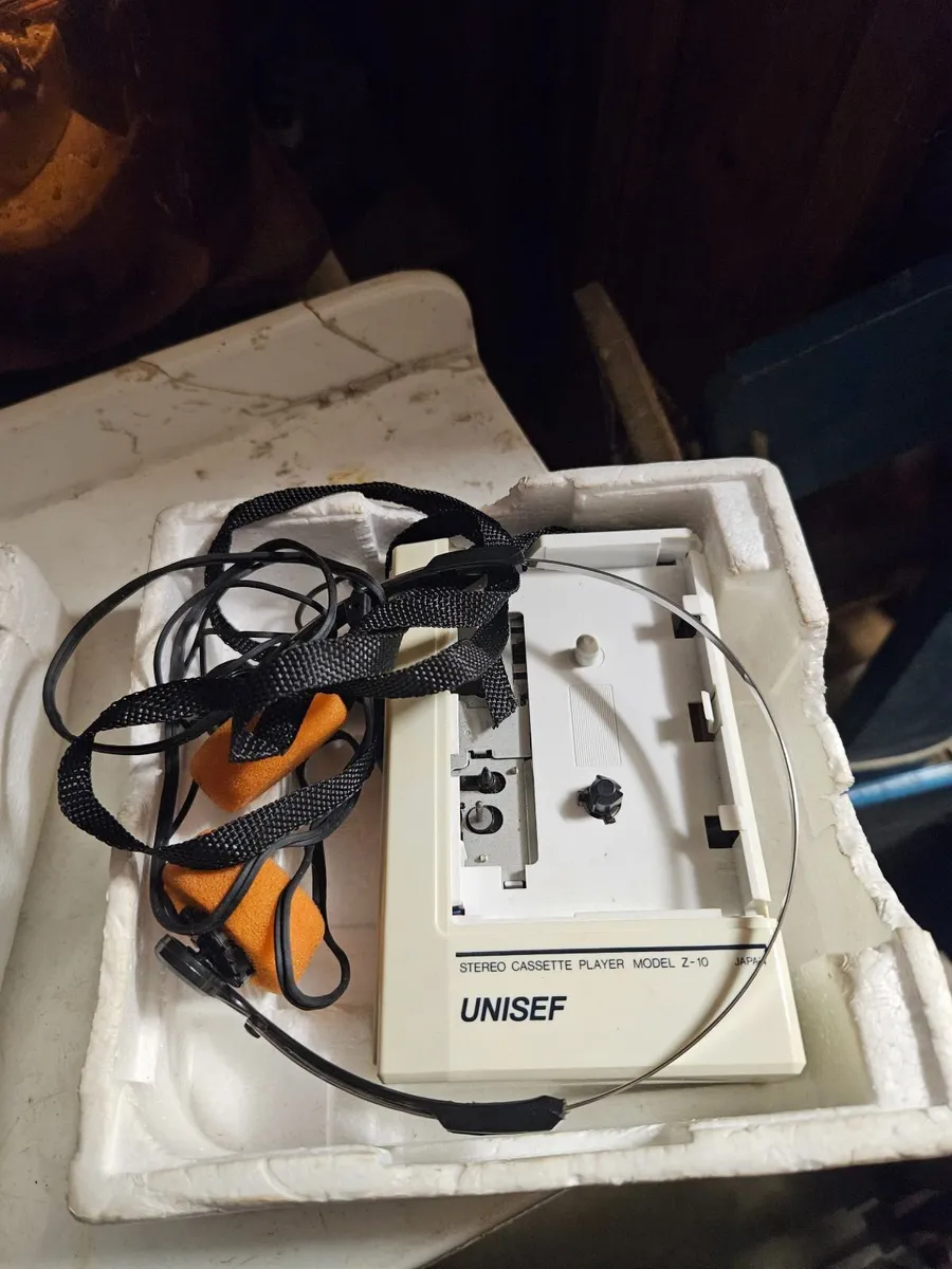 Vintage Home Mini Hi Fi - Image 3