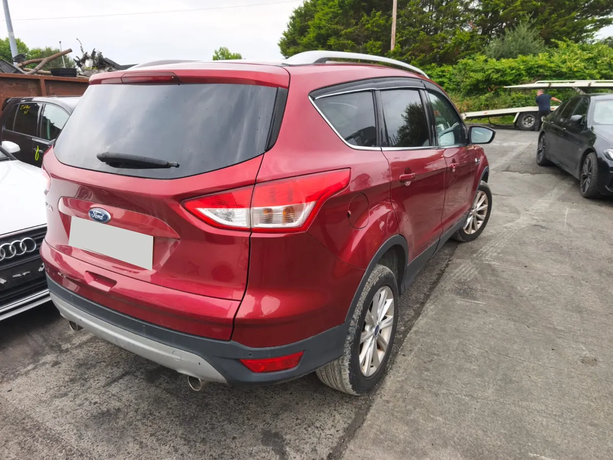2015 Ford Kuga 2.0 Diesel For Breaking! - Image 2