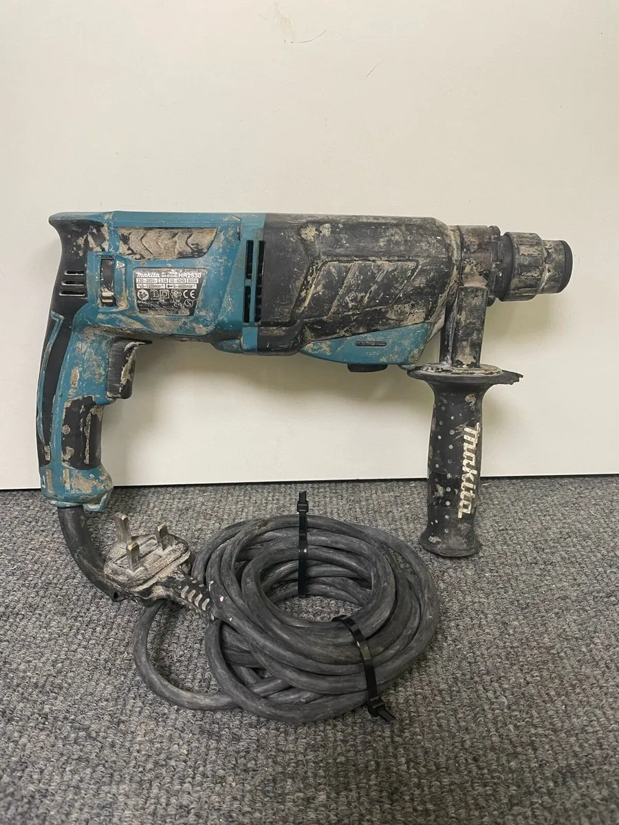 Makita Corded Rotary Hammer - Image 1