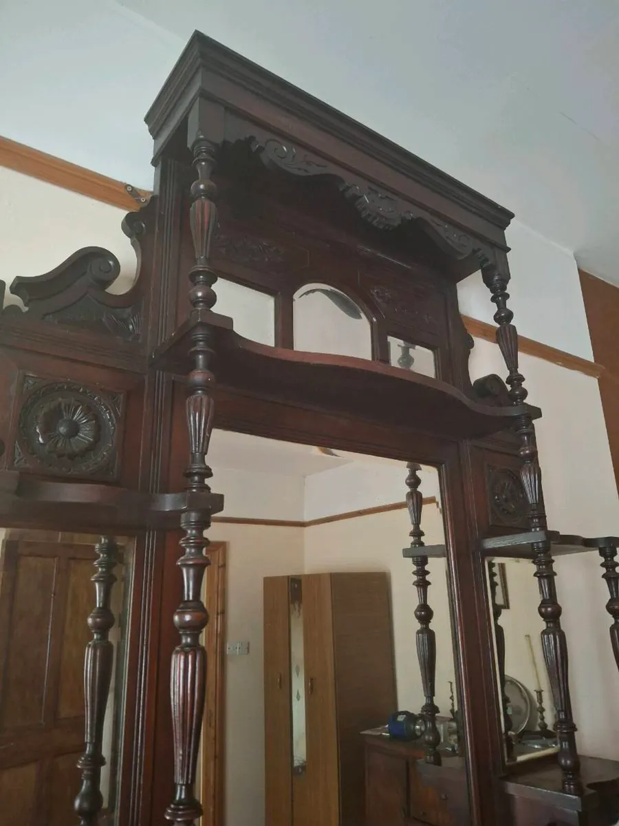 Victorian antique over mantel - Image 3
