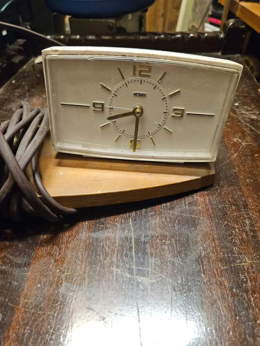 Vintage Retro Clock Lamp - Image 4