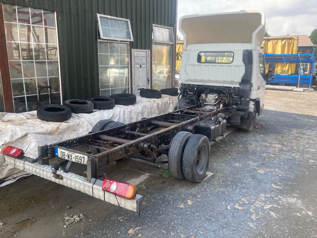 Mitsubishi 3c13 truck - Image 2