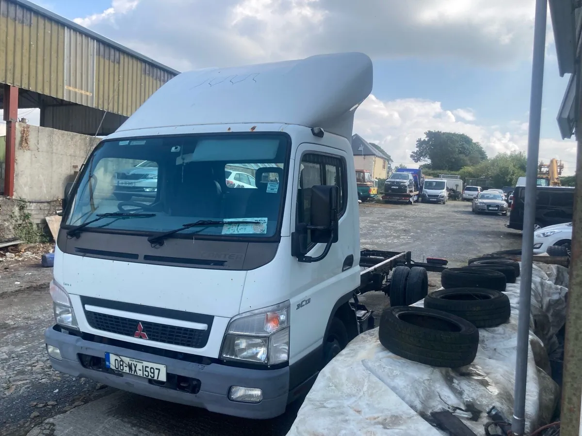 Mitsubishi 3c13 truck - Image 4
