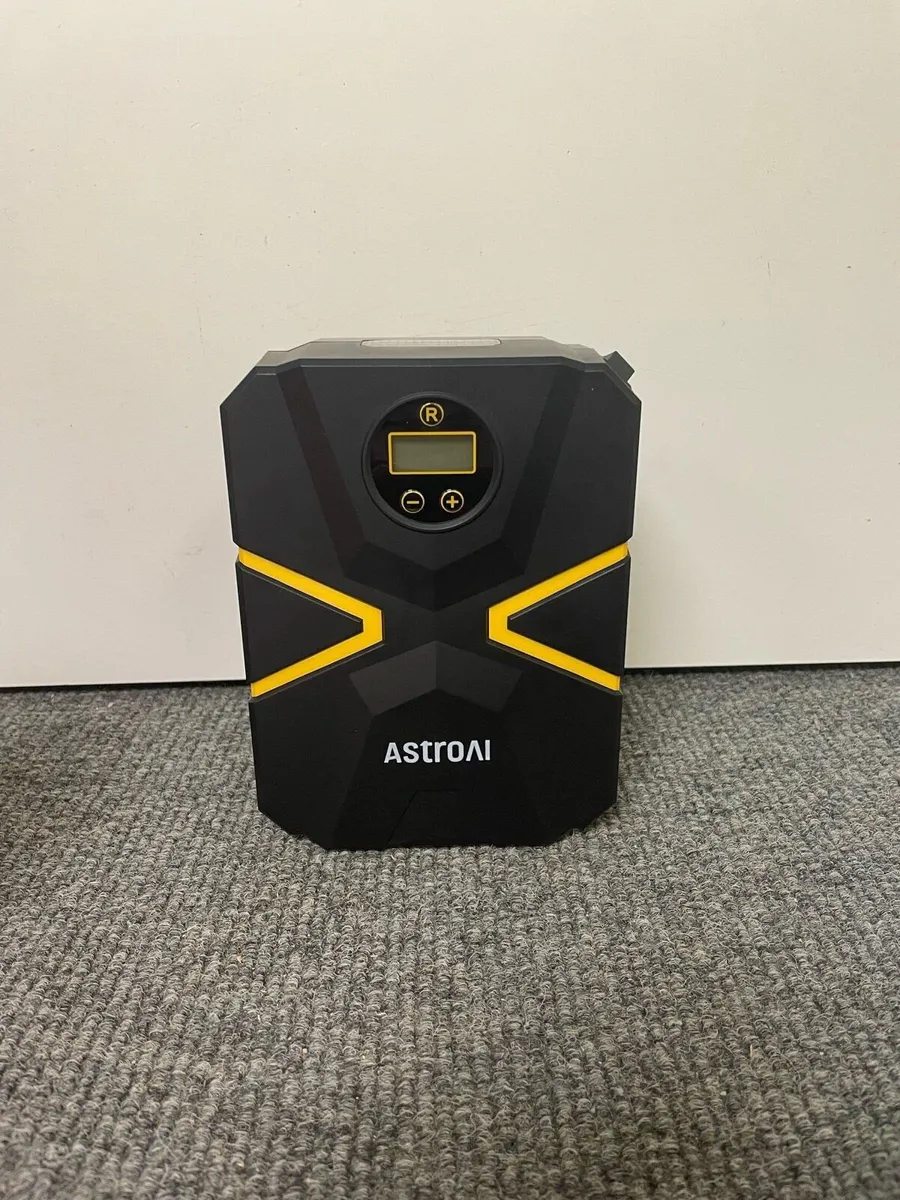 AstroAI Portable Car Air Pump - Image 2