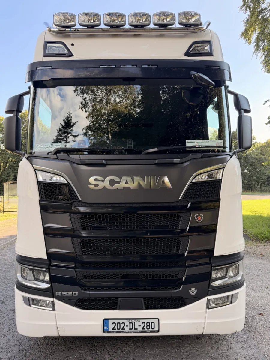 2020 Scania R520  6x2 T/U. Highline. Ref No: 2631 - Image 2