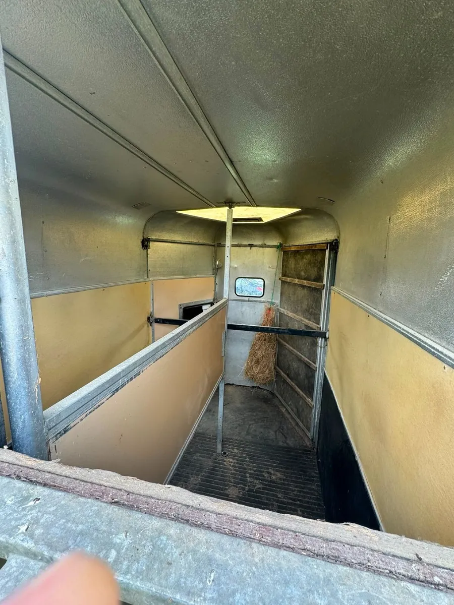 Horsebox - Image 2