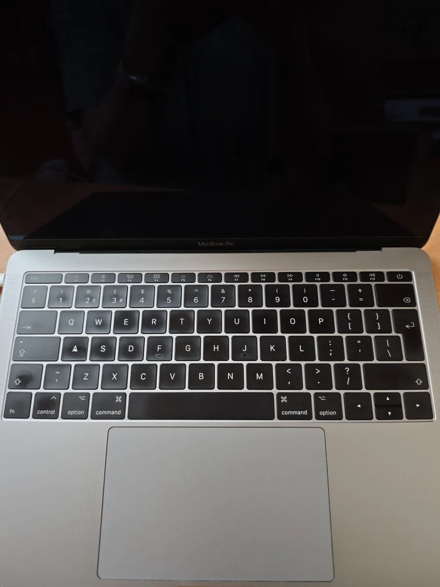 Macbook pro - Image 2