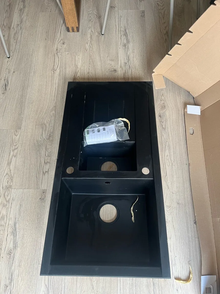 Sink - Image 1