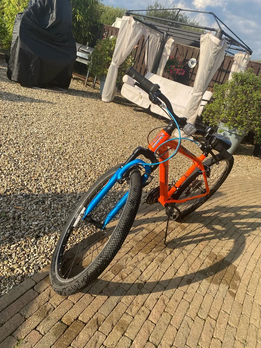 Team bike - Image 2