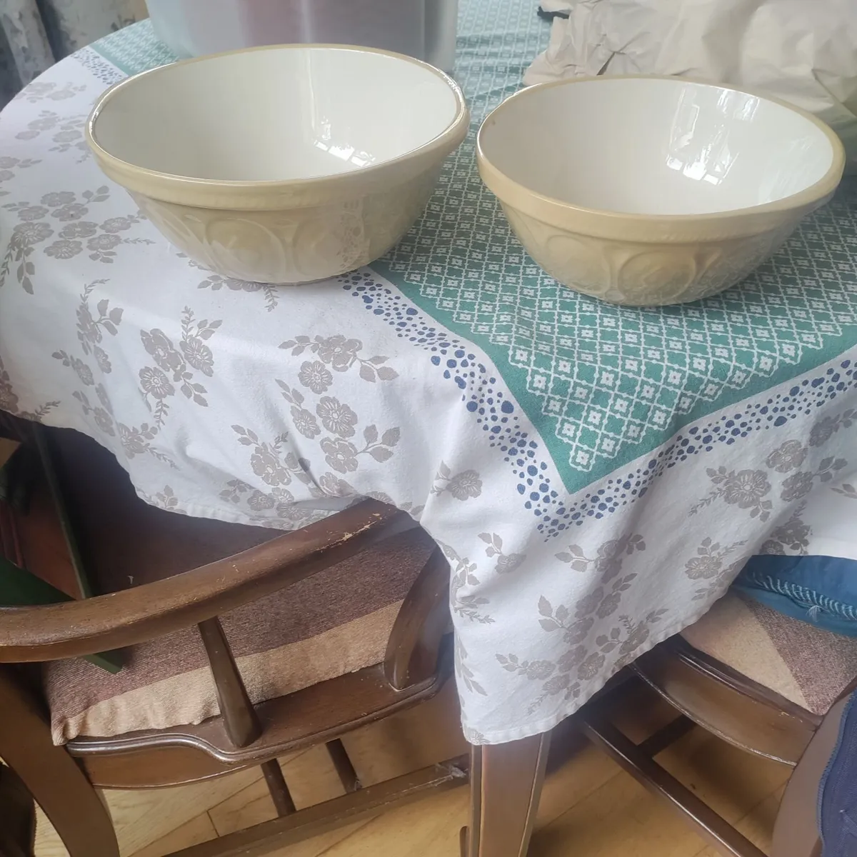 Vintage baking bowls - Image 1