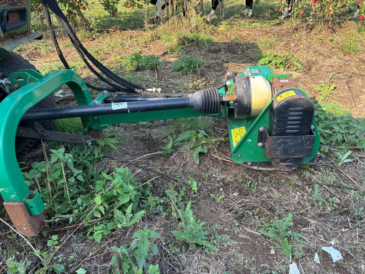 Compact verge mower  RSC105 - Image 2