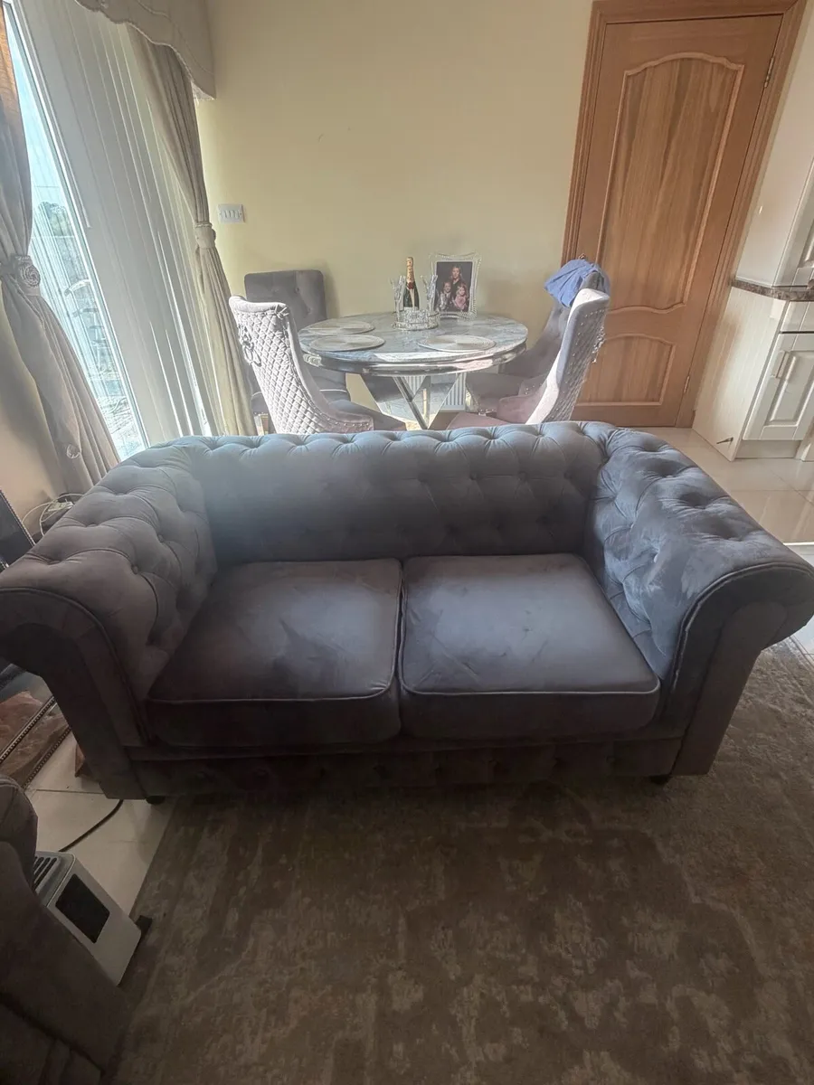 2 seater ottoman sofa - Image 1
