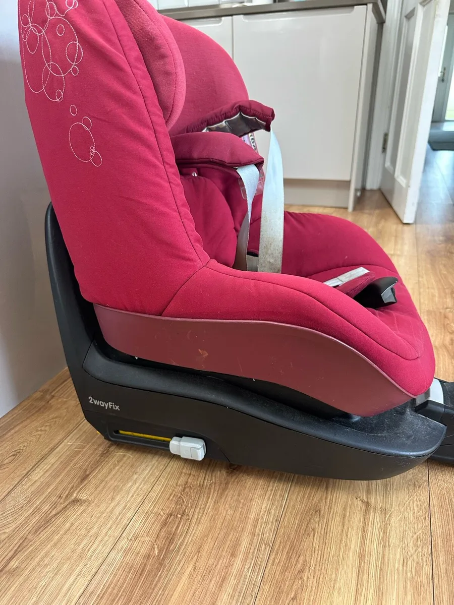 Maxi cosi pearl 2way car seat - Image 2