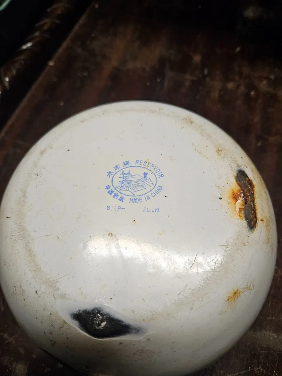 Vintage Enameled Pot - Image 2