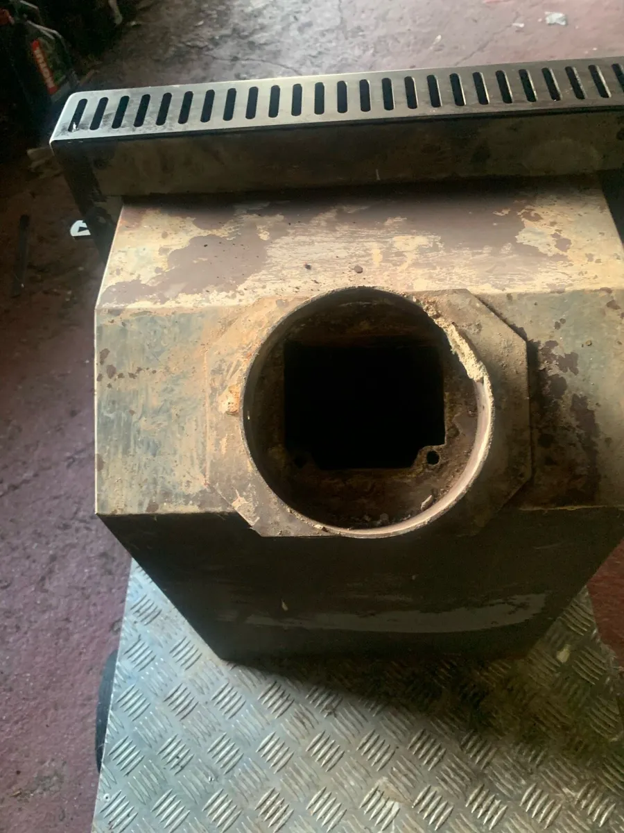 Solid Fuel Stove - Image 2