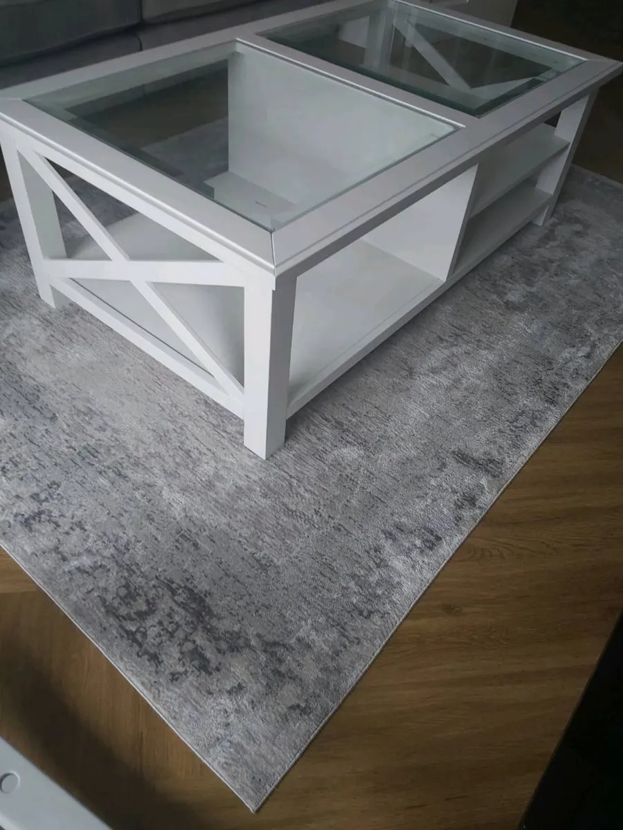 Coffee table - Image 1