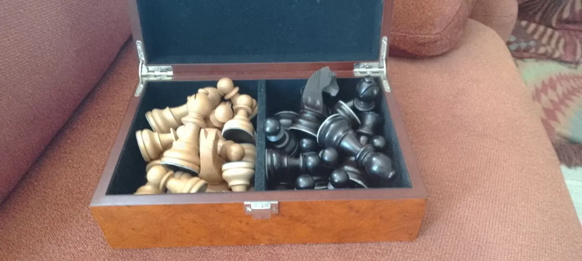 Wooden chess figures - Image 4