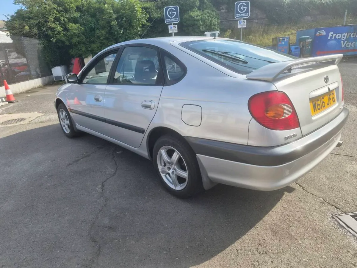 Toyota  avensis SR - Image 2