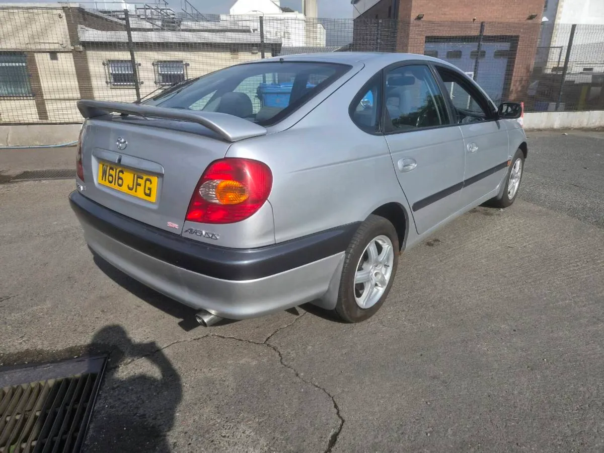 Toyota  avensis SR - Image 3