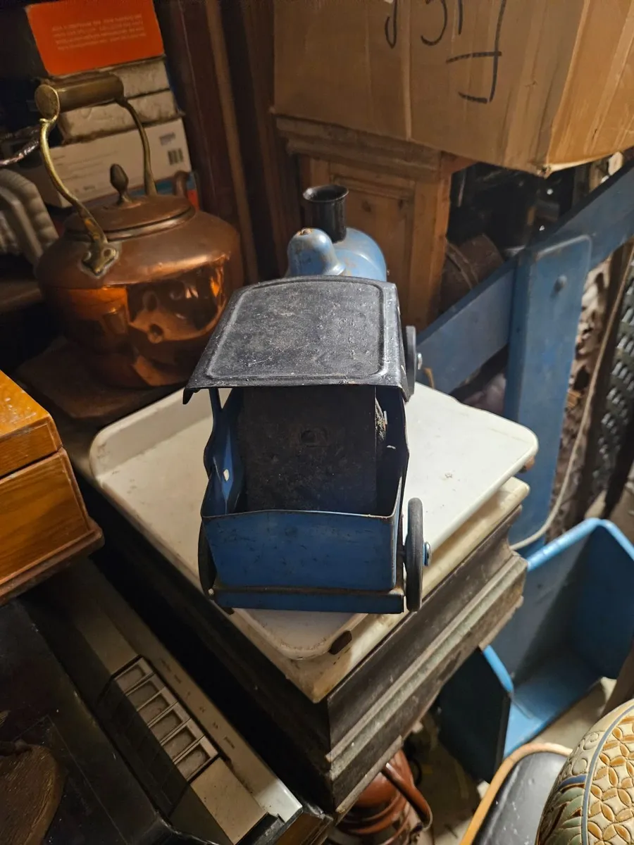 Vintage Triang Pressed Steel Train - Image 4