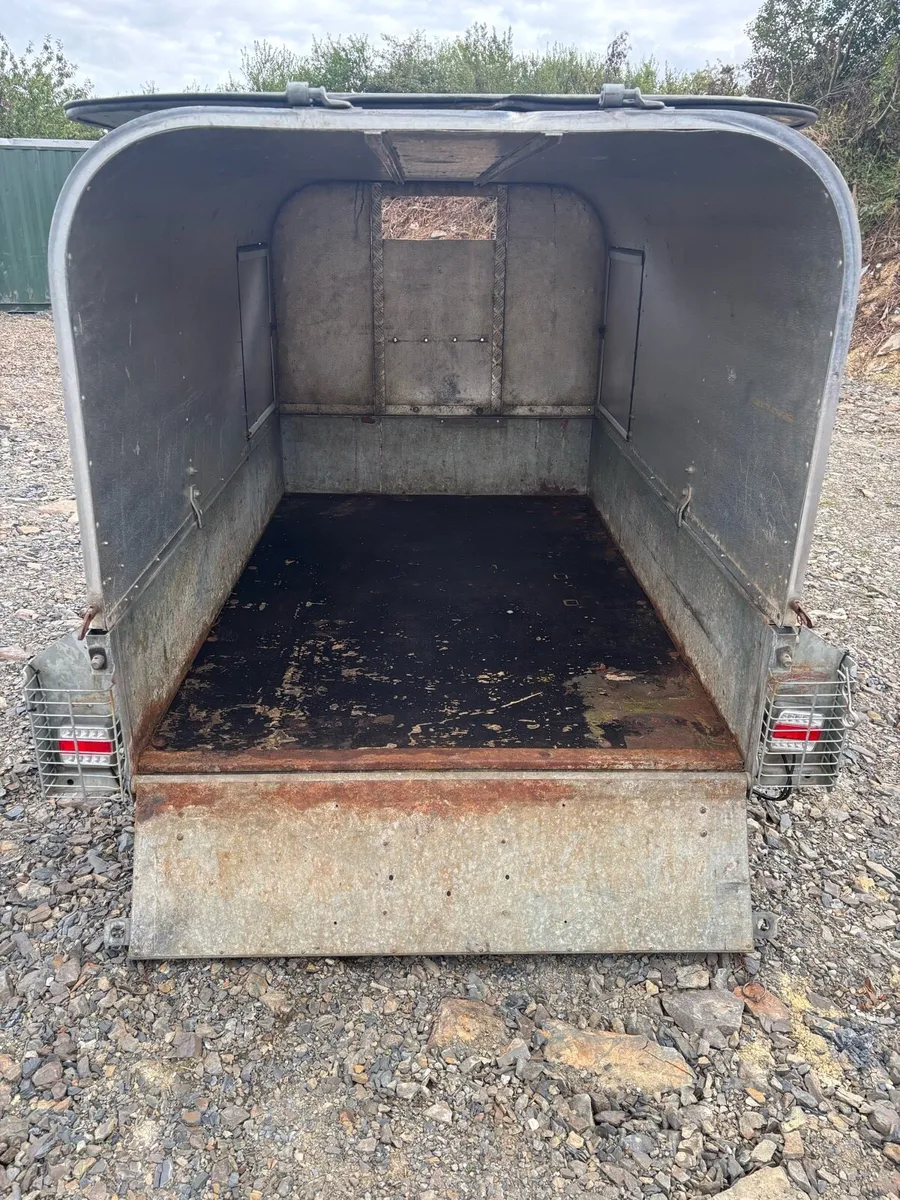 Ifor Williams P7e calf/sheep/dog trailer - Image 4