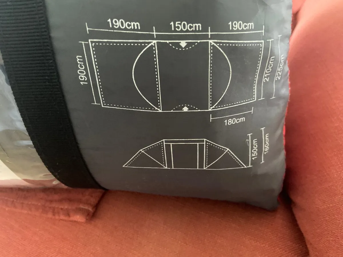Wow Pro Action 6 man / 2 room tent - Image 2