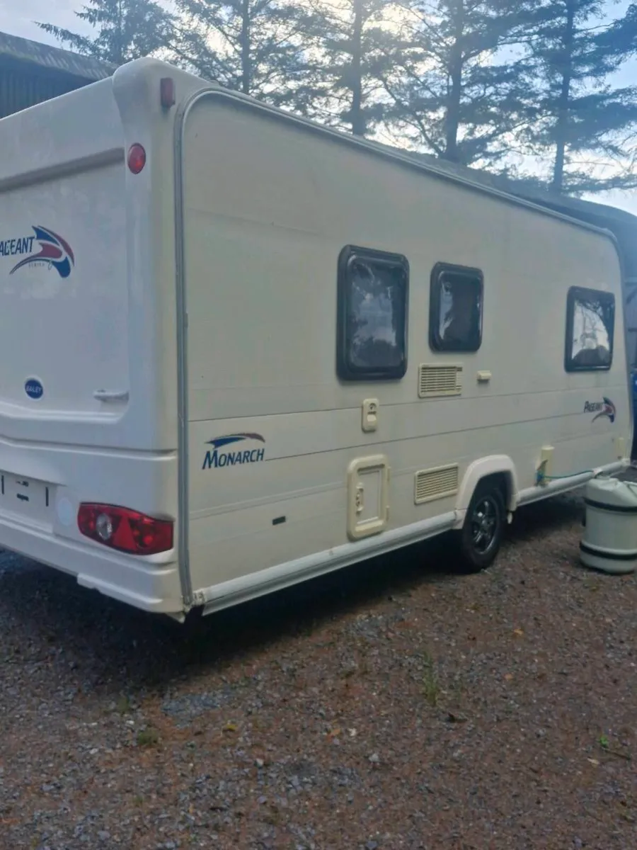 Caravan - Image 3