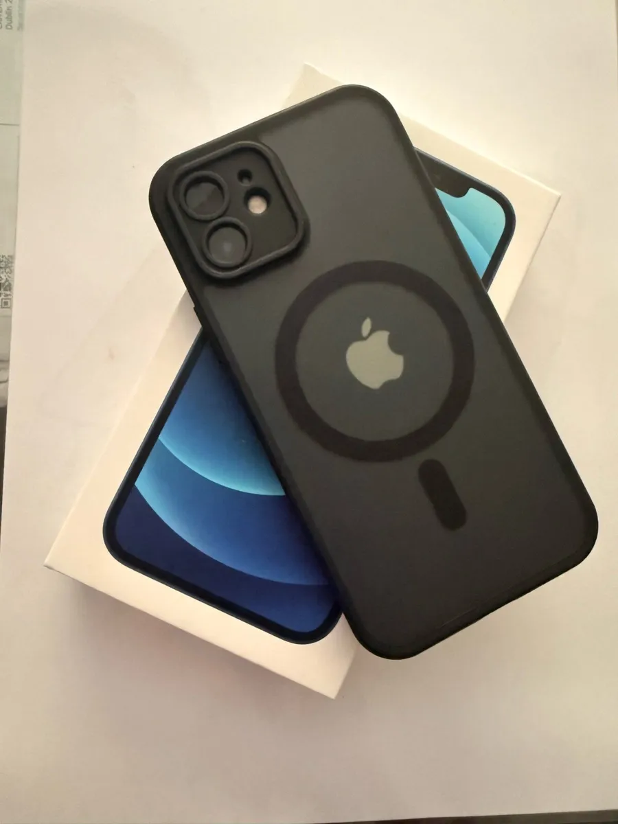 iPhone 12 - Image 2